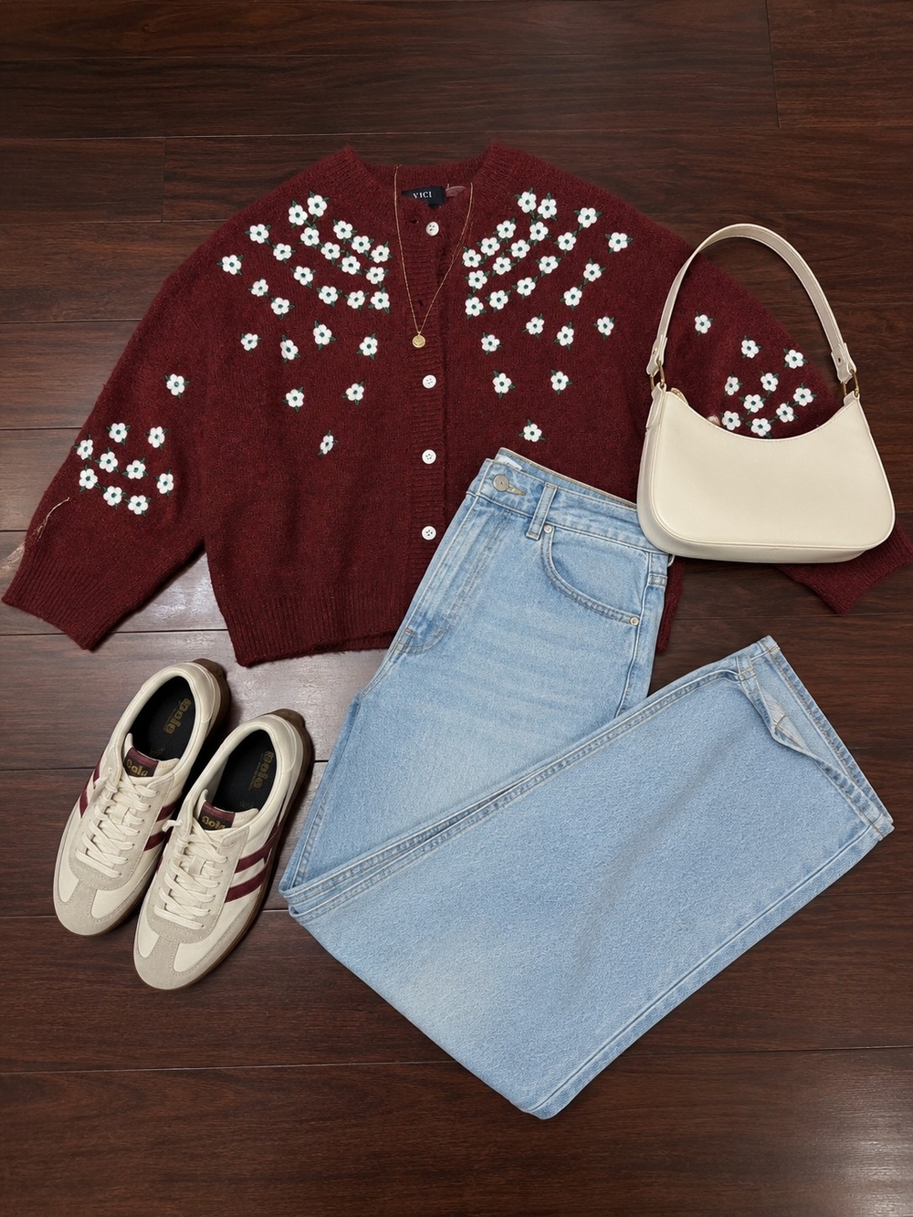 🌸3/$25🌸 Vici Red Short Sleeve Sweater